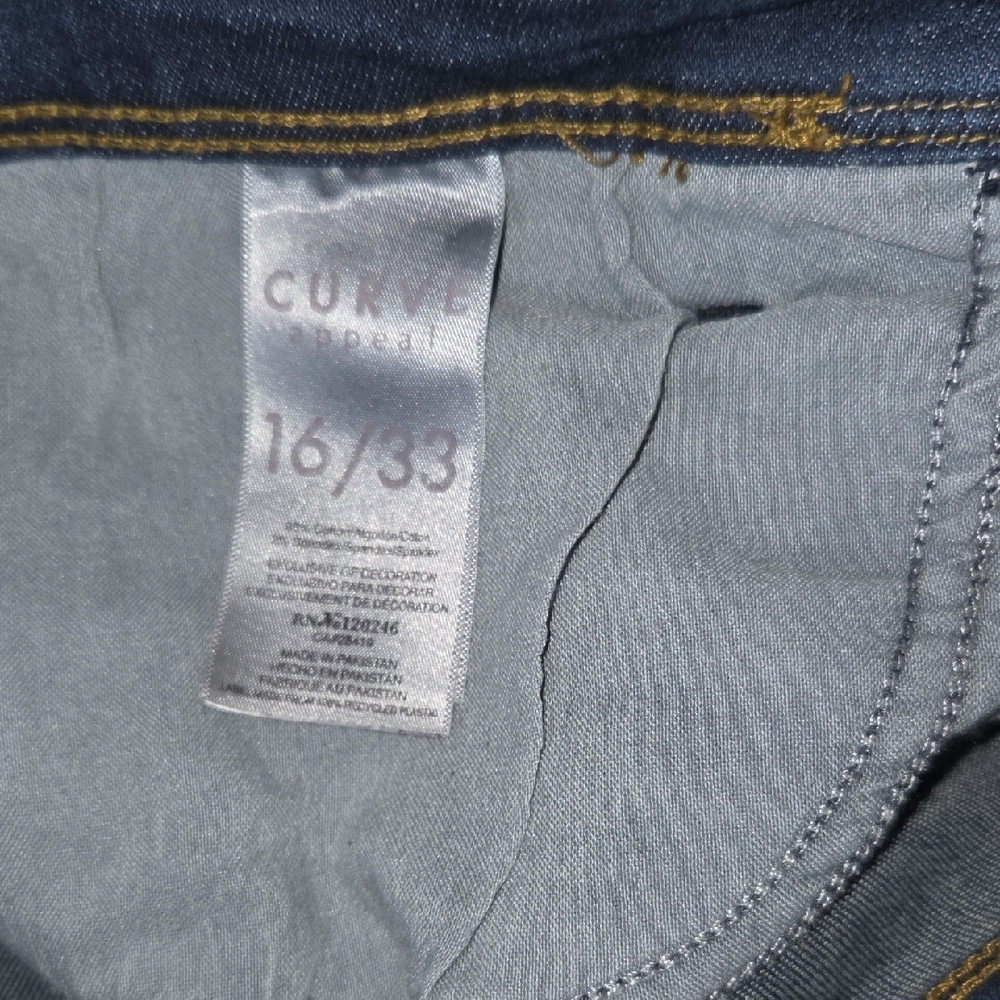 Women's Jeans - Picture 6 of 6